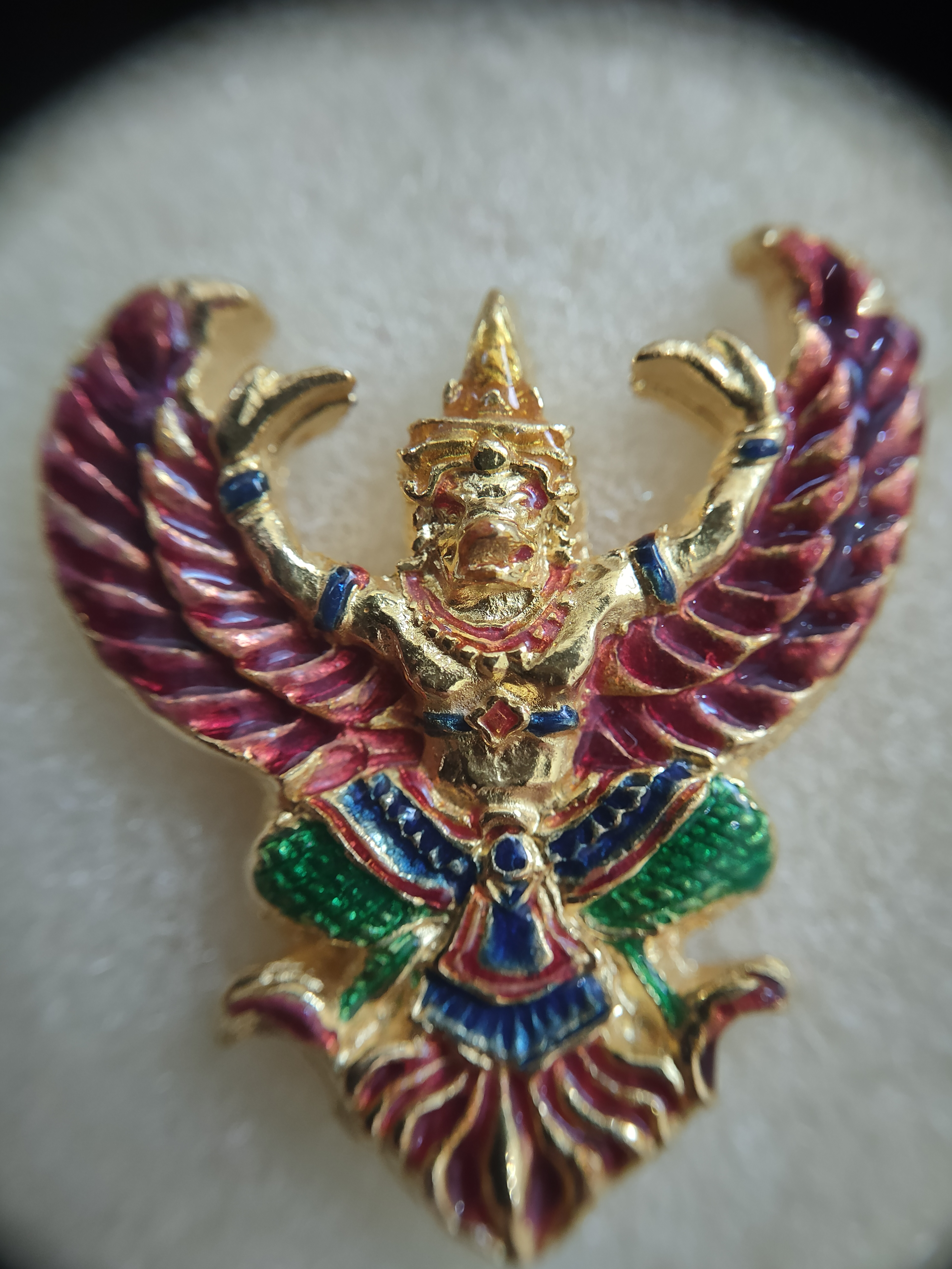 ครุฑล้างอาถรรพ์ รุ่นแรก อาจารย์วราห์